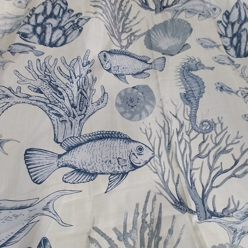 CARRIBEAN JOE! ISLAND SUPPLY GRAY/WHITE/BLUE UNDERSEA DEPICTION SHOWER CURTAIN!